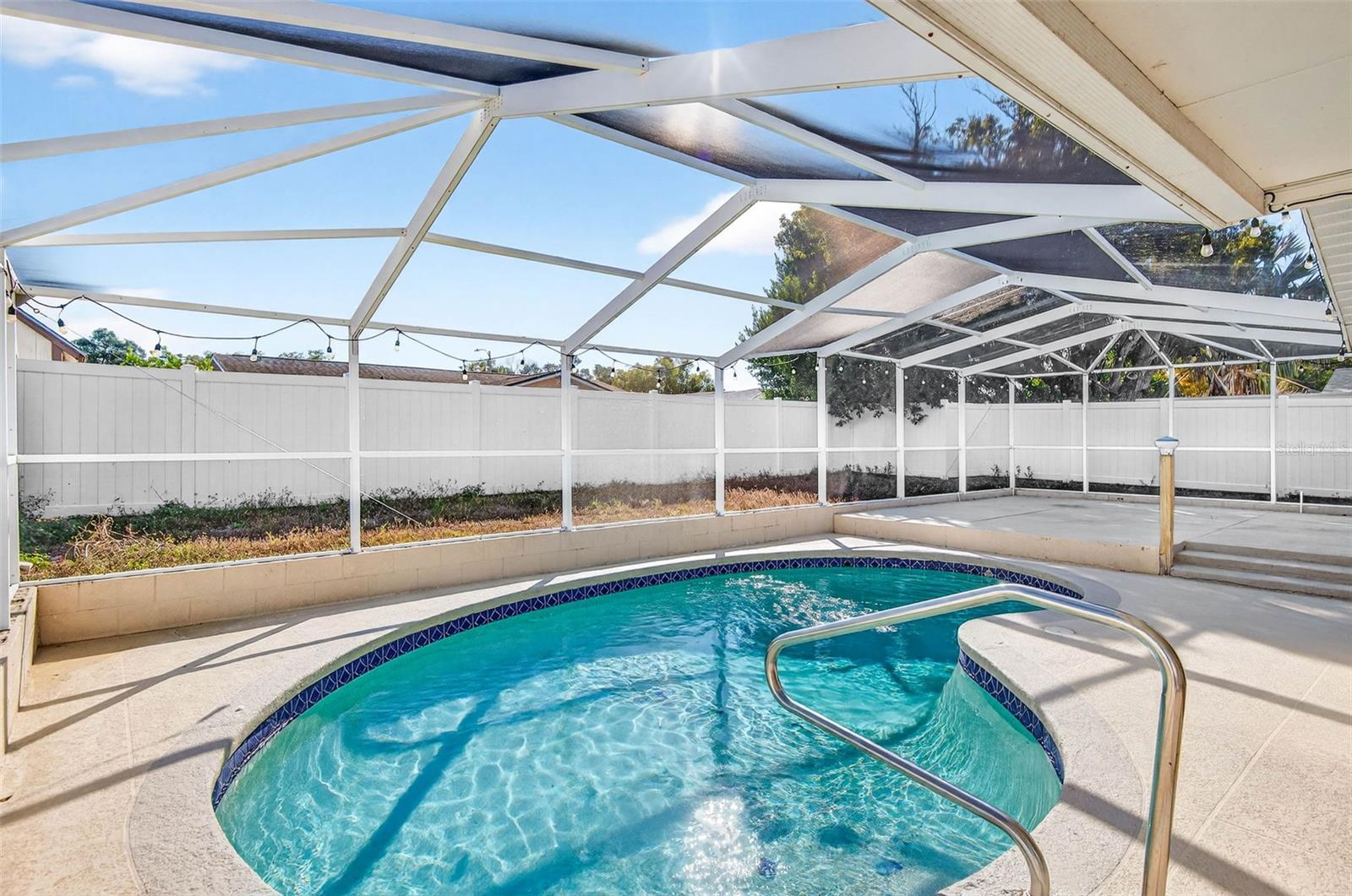 Image 26 of 38 For 8018 Valmy Lane