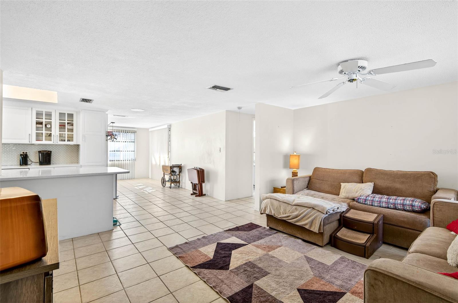 Image 8 of 38 For 8018 Valmy Lane