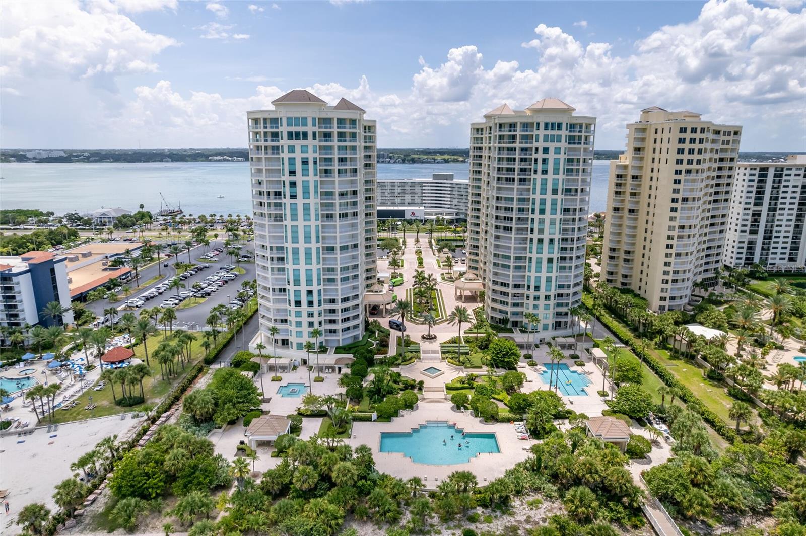 Listing photo id 32 for 1170 Gulf Boulevard 2203