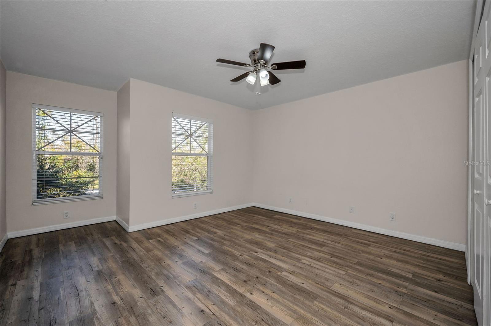 Image 18 of 45 For 9614 Charlesberg Drive