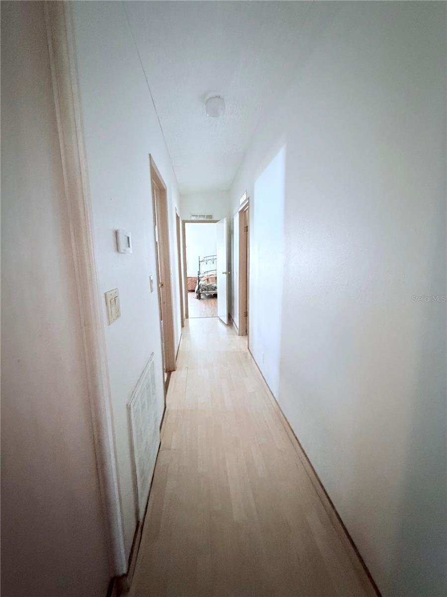 Image 20 of 37 For 15439 Brookridge Boulevard