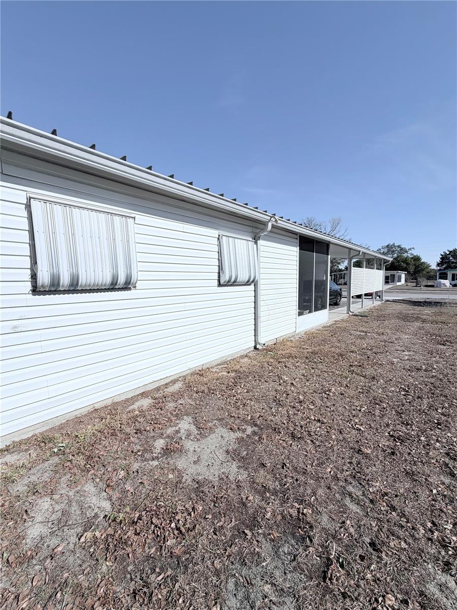 Image 31 of 37 For 15439 Brookridge Boulevard