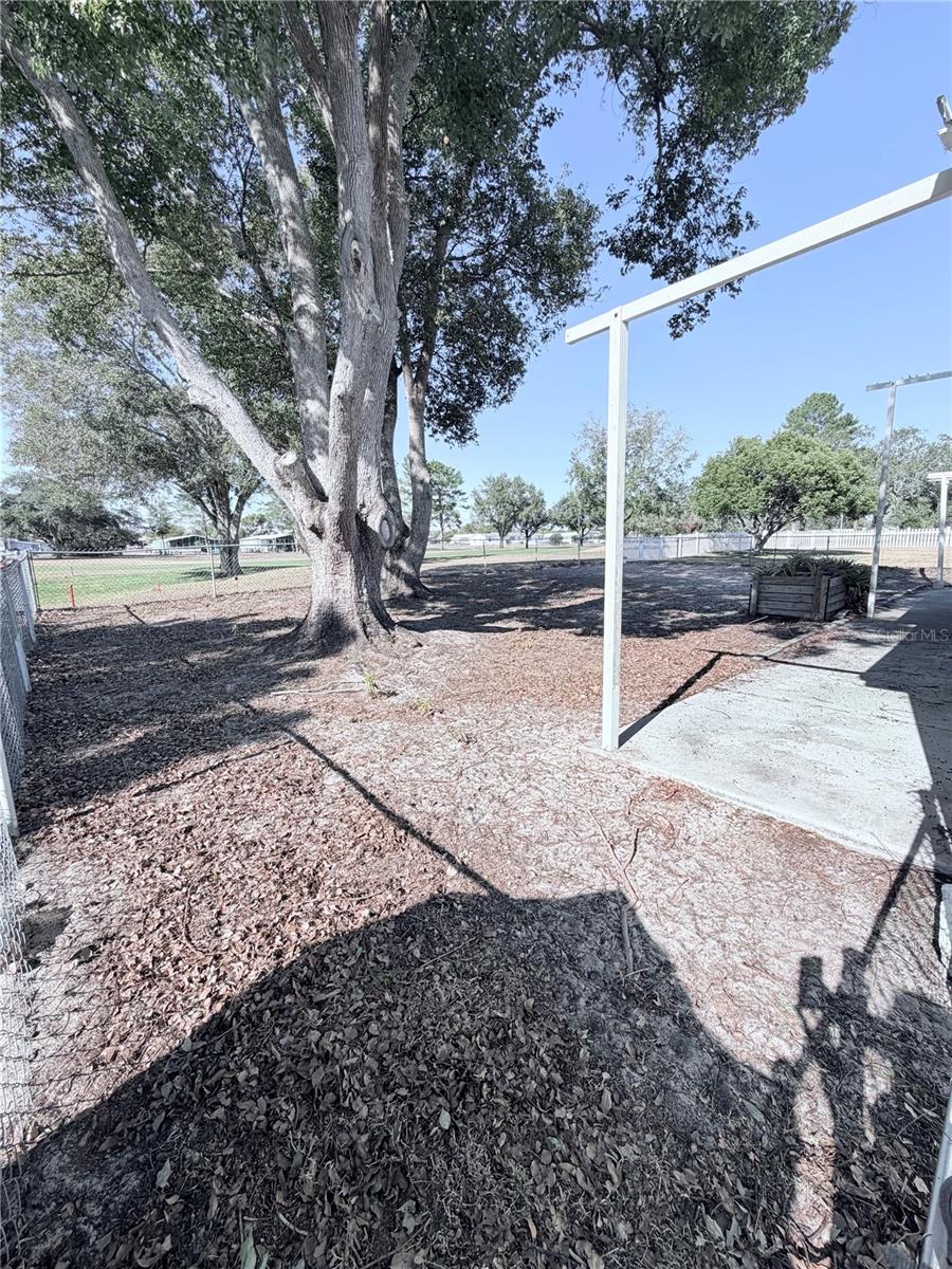 Image 34 of 37 For 15439 Brookridge Boulevard