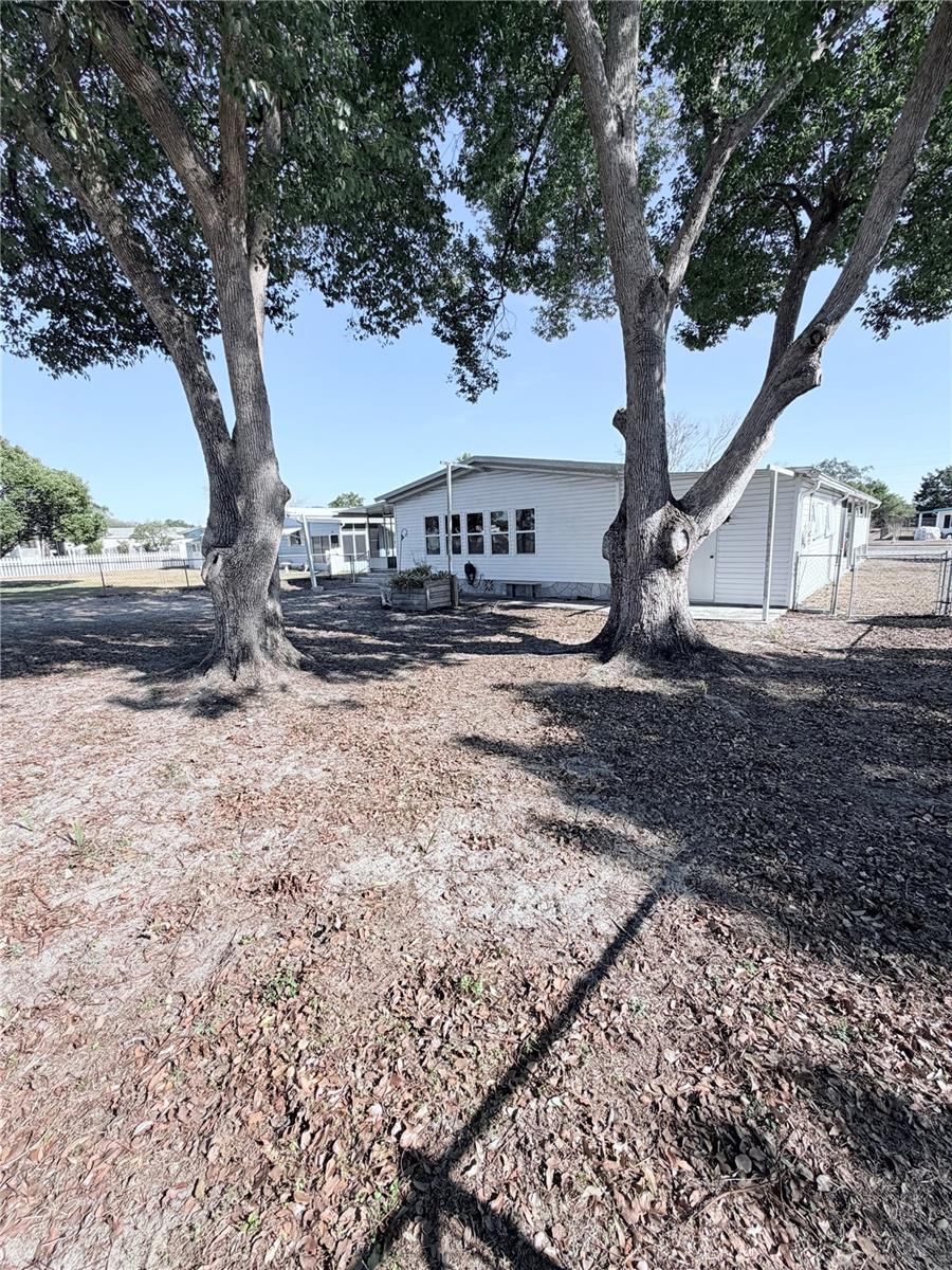 Image 35 of 37 For 15439 Brookridge Boulevard