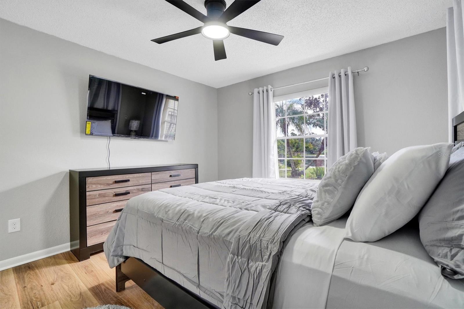 Image 28 of 48 For 216 Griffin Drive