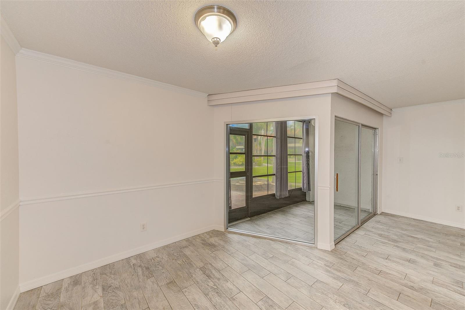 Image 7 of 20 For 1001 Bayshore Boulevard 108