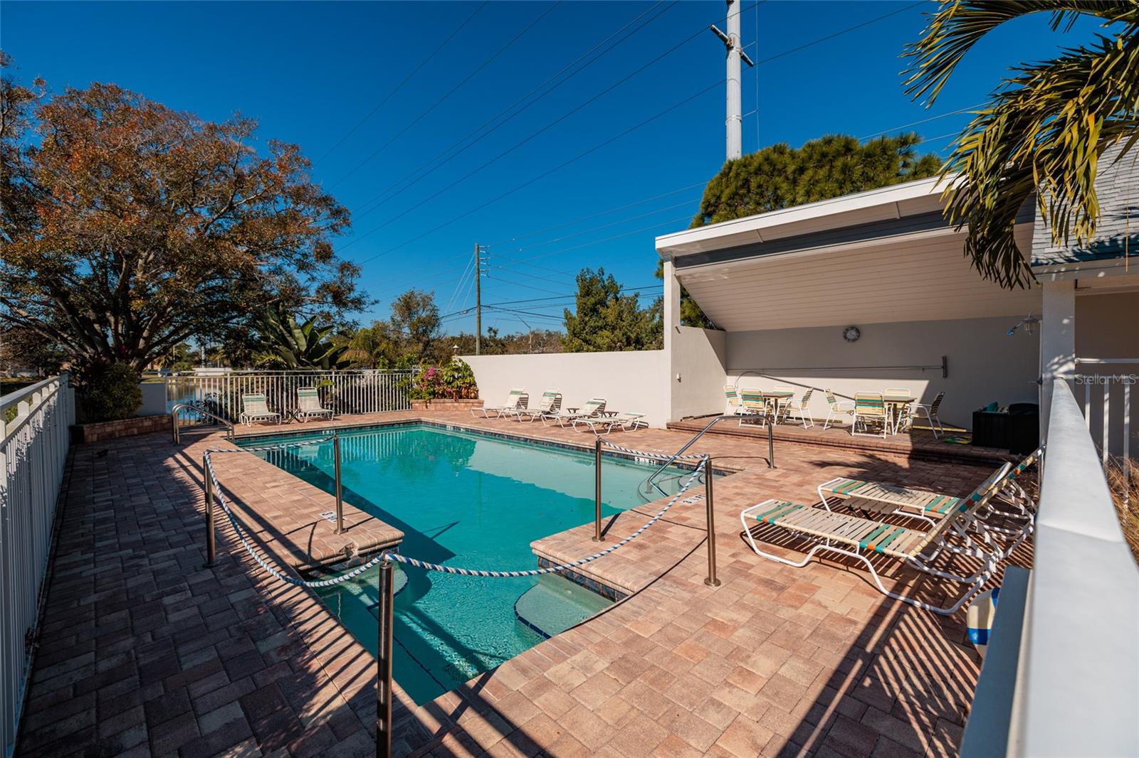 Image 17 of 45 For 9252 Westlinks Terrace