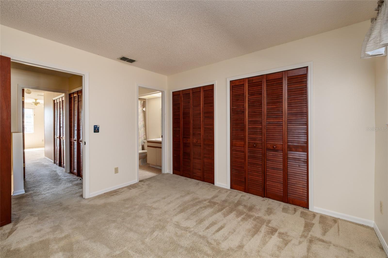 Image 36 of 45 For 9252 Westlinks Terrace