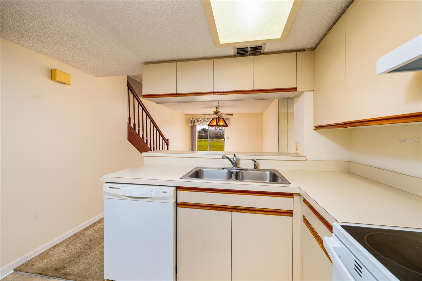 Image 42 of 45 For 9252 Westlinks Terrace