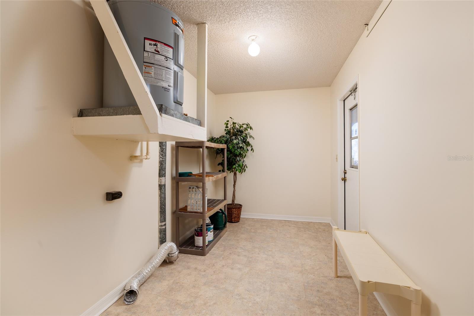 Image 43 of 45 For 9252 Westlinks Terrace