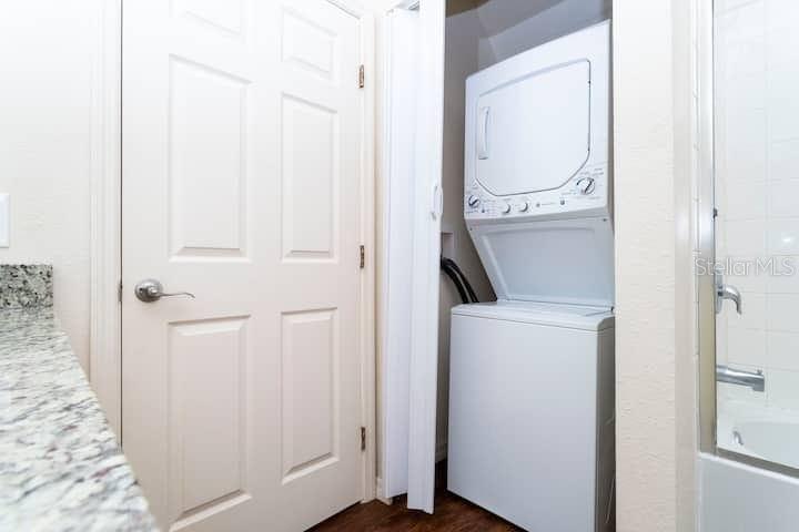 Image 17 of 23 For 2904 Edenshire Way 106