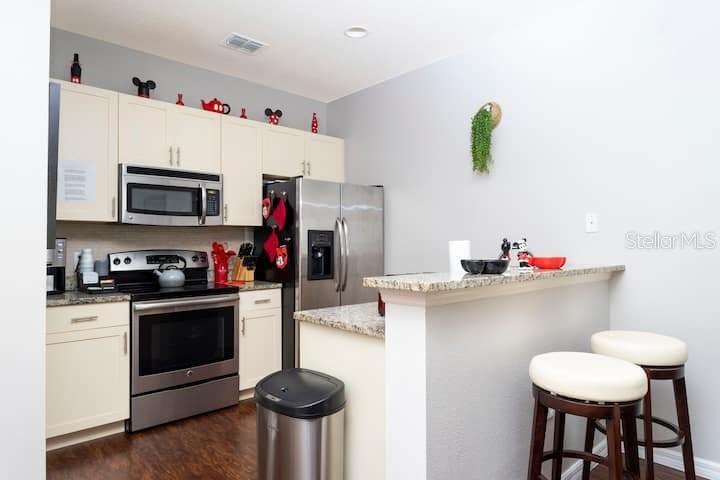 Image 6 of 23 For 2904 Edenshire Way 106