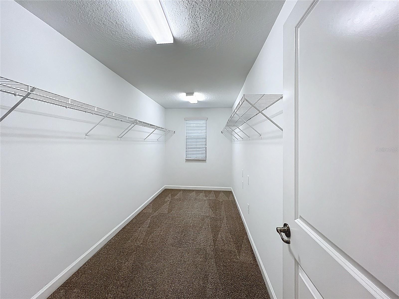 Image 28 of 47 For 1920 Citrus Lake Court