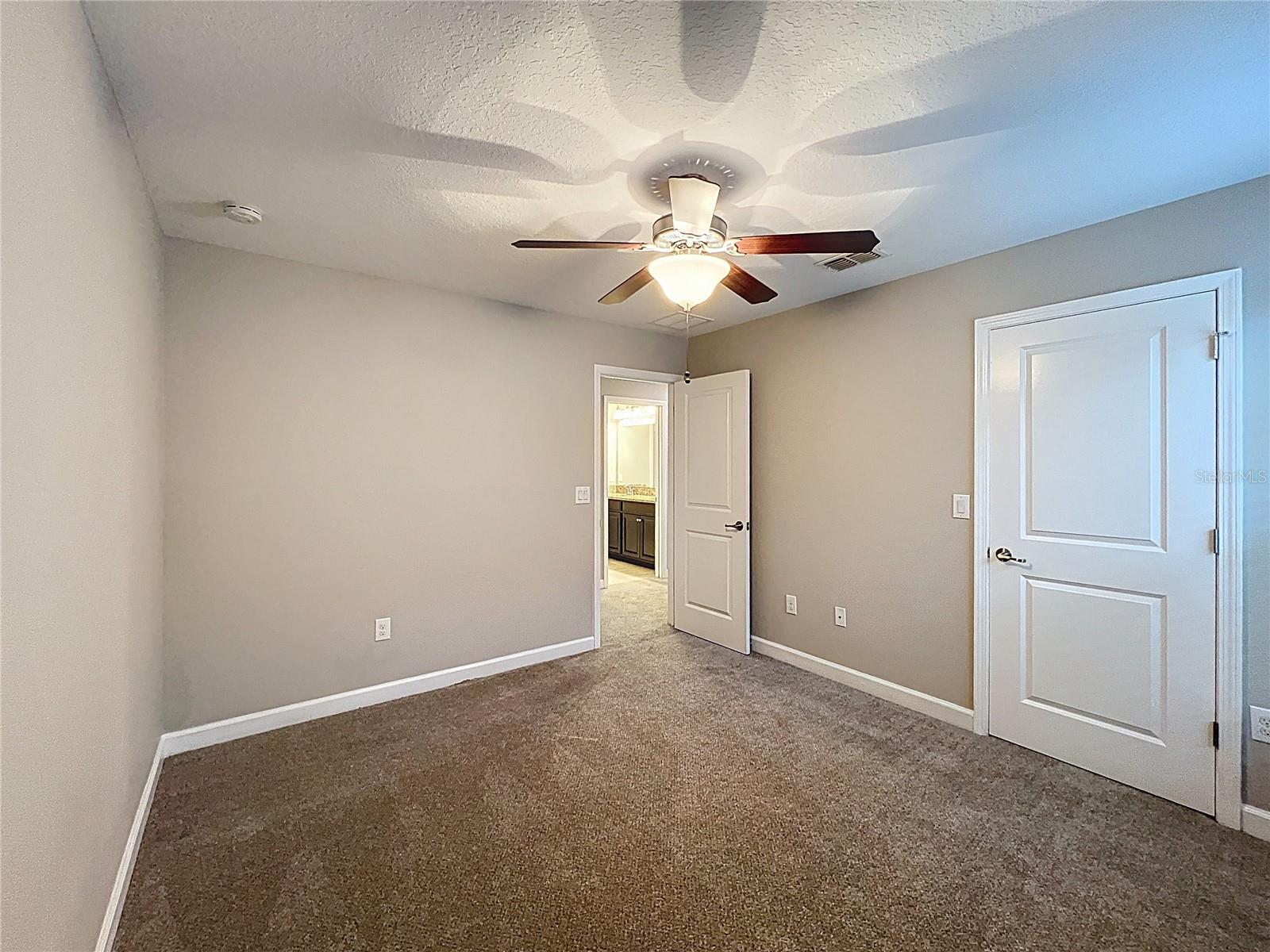 Image 36 of 47 For 1920 Citrus Lake Court