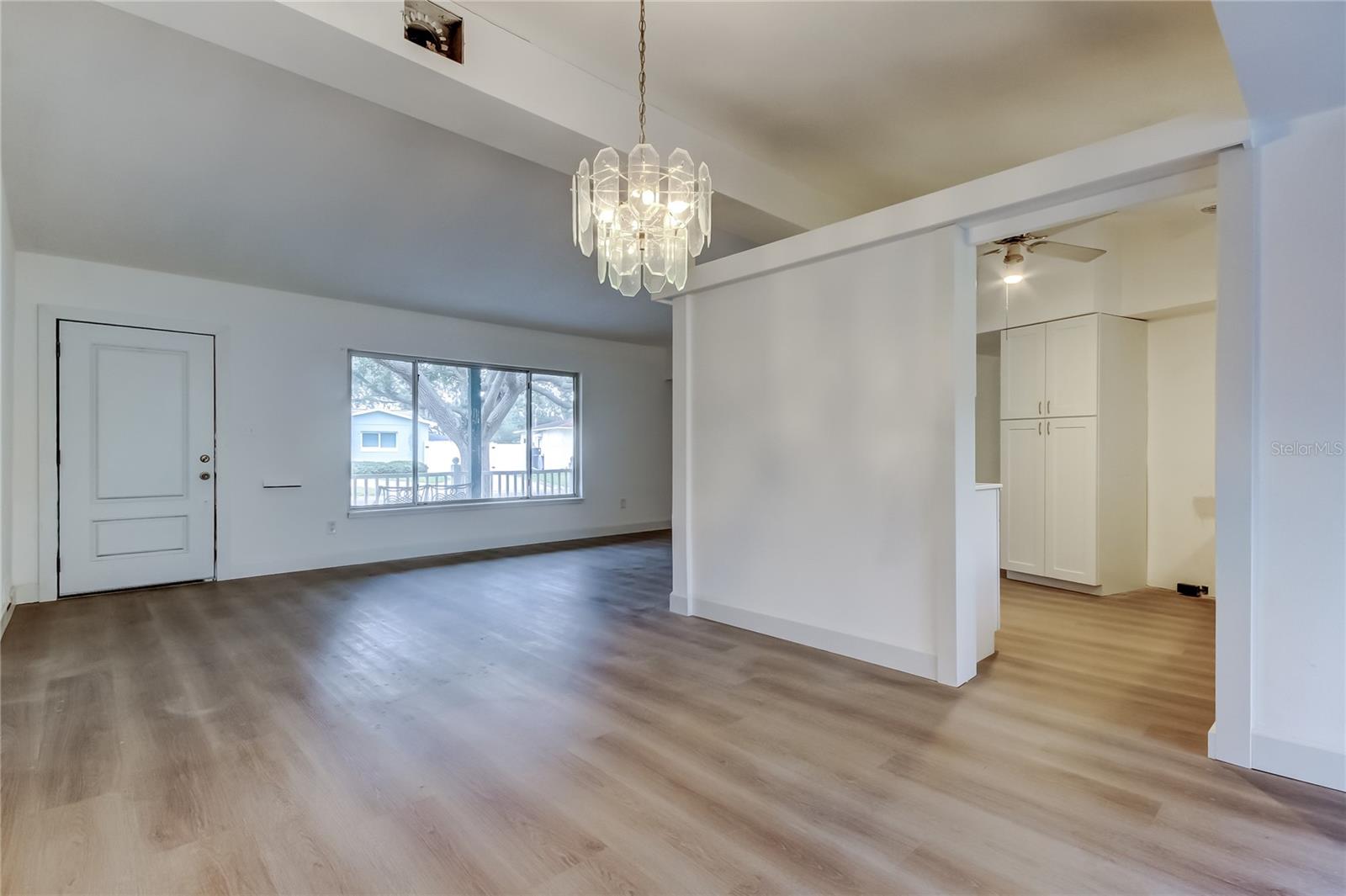 Image 7 of 20 For 1000 39th Avenue Ne