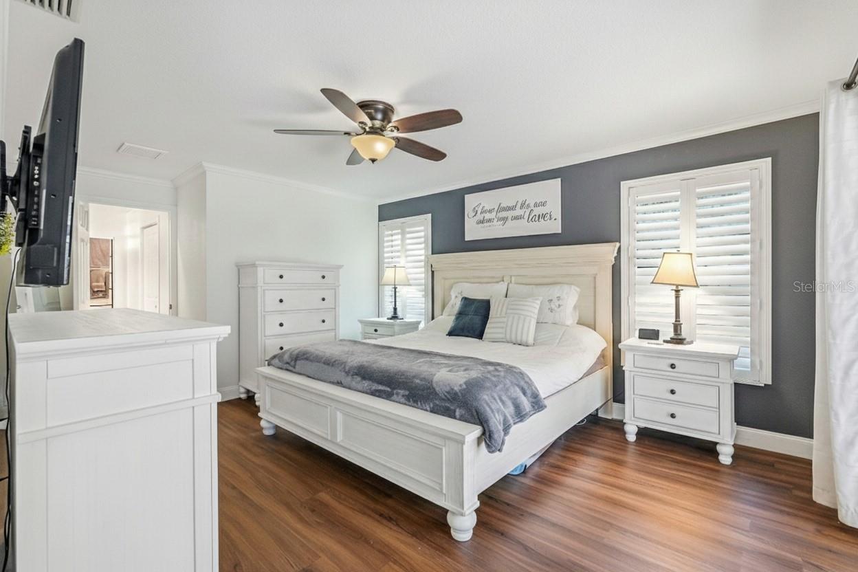 Image 23 of 44 For 10099 Linden Place Drive