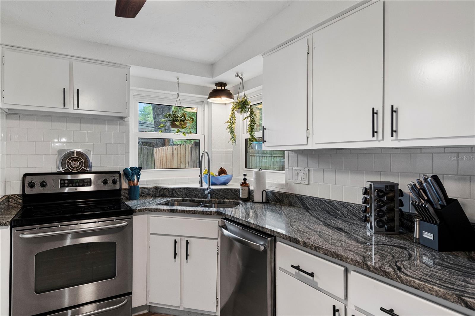 Image 13 of 36 For 341 Wertz Drive