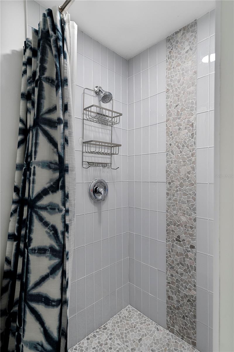 Image 21 of 36 For 341 Wertz Drive