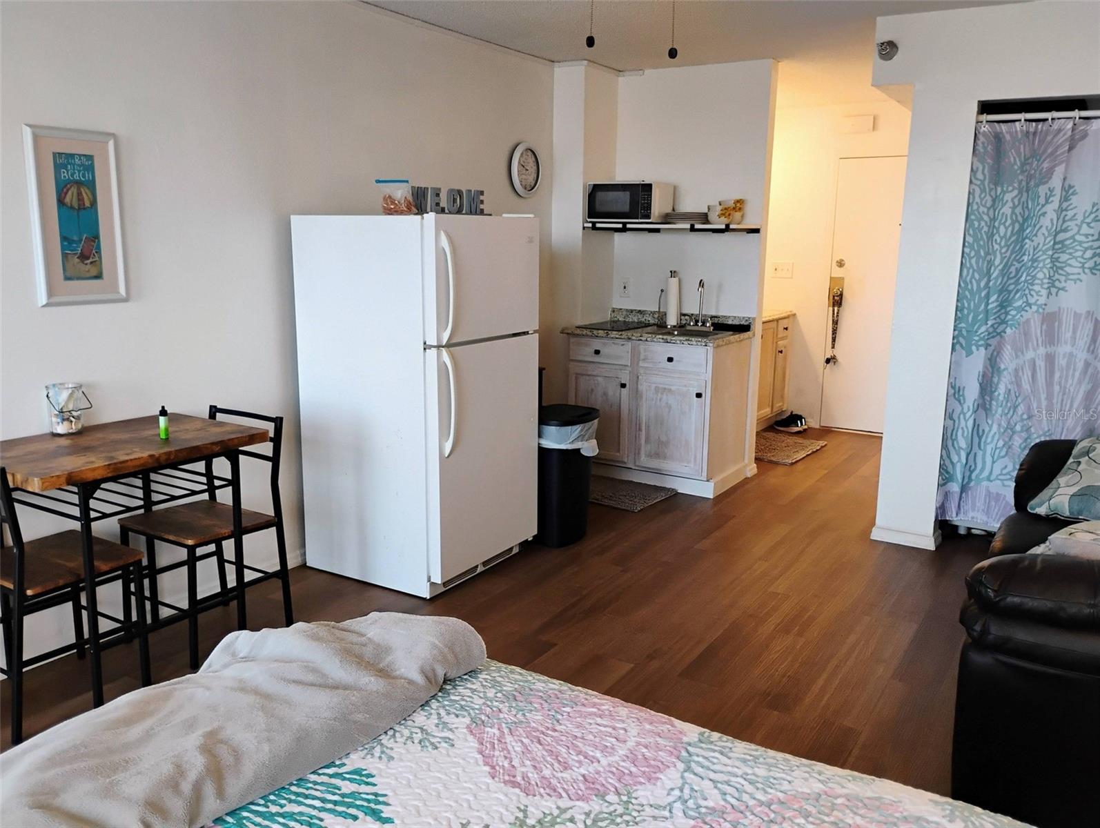 Image 3 of 22 For 2043 Atlantic Avenue 302