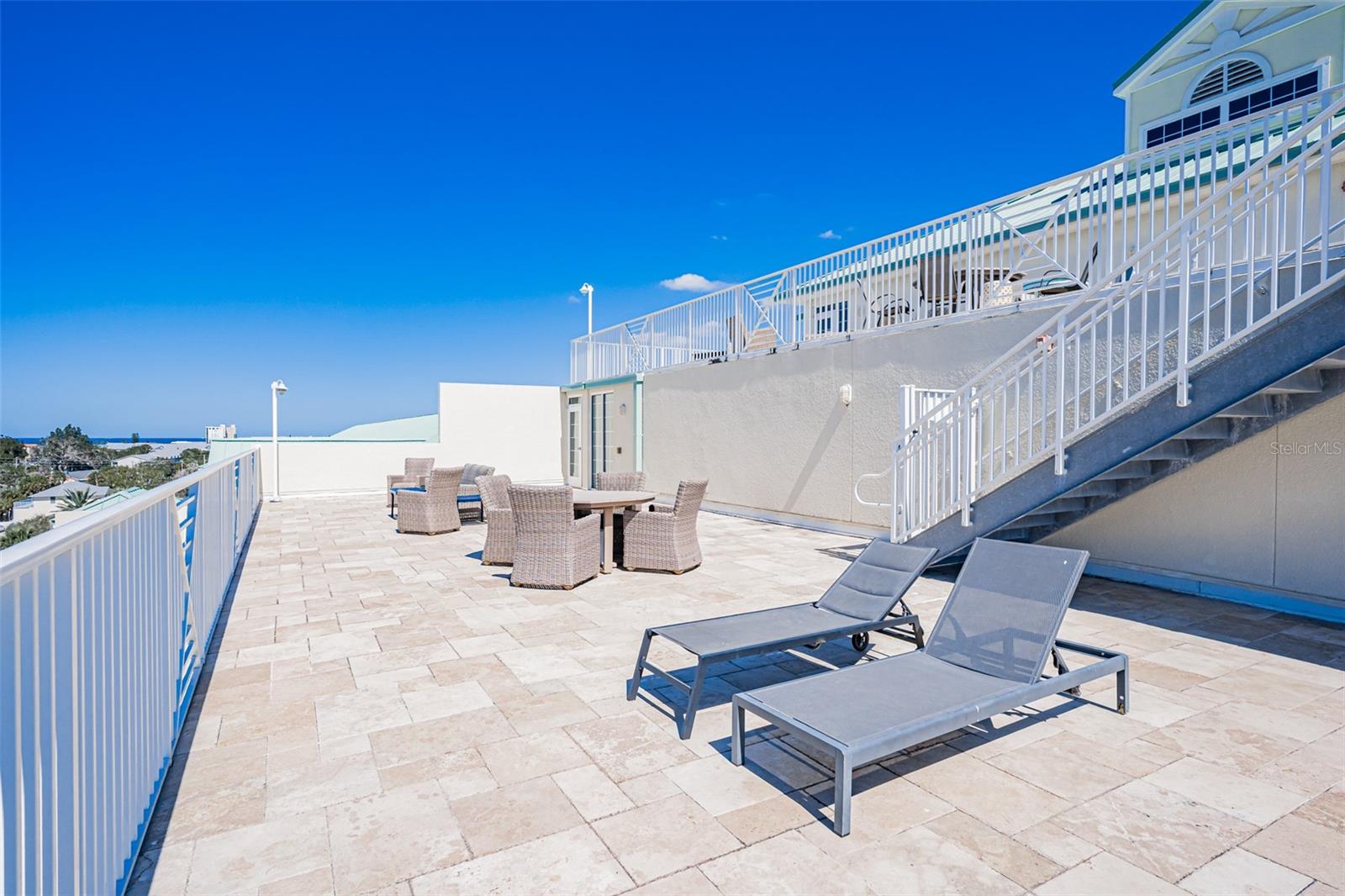 Image 33 of 51 For 399 2nd Street 215