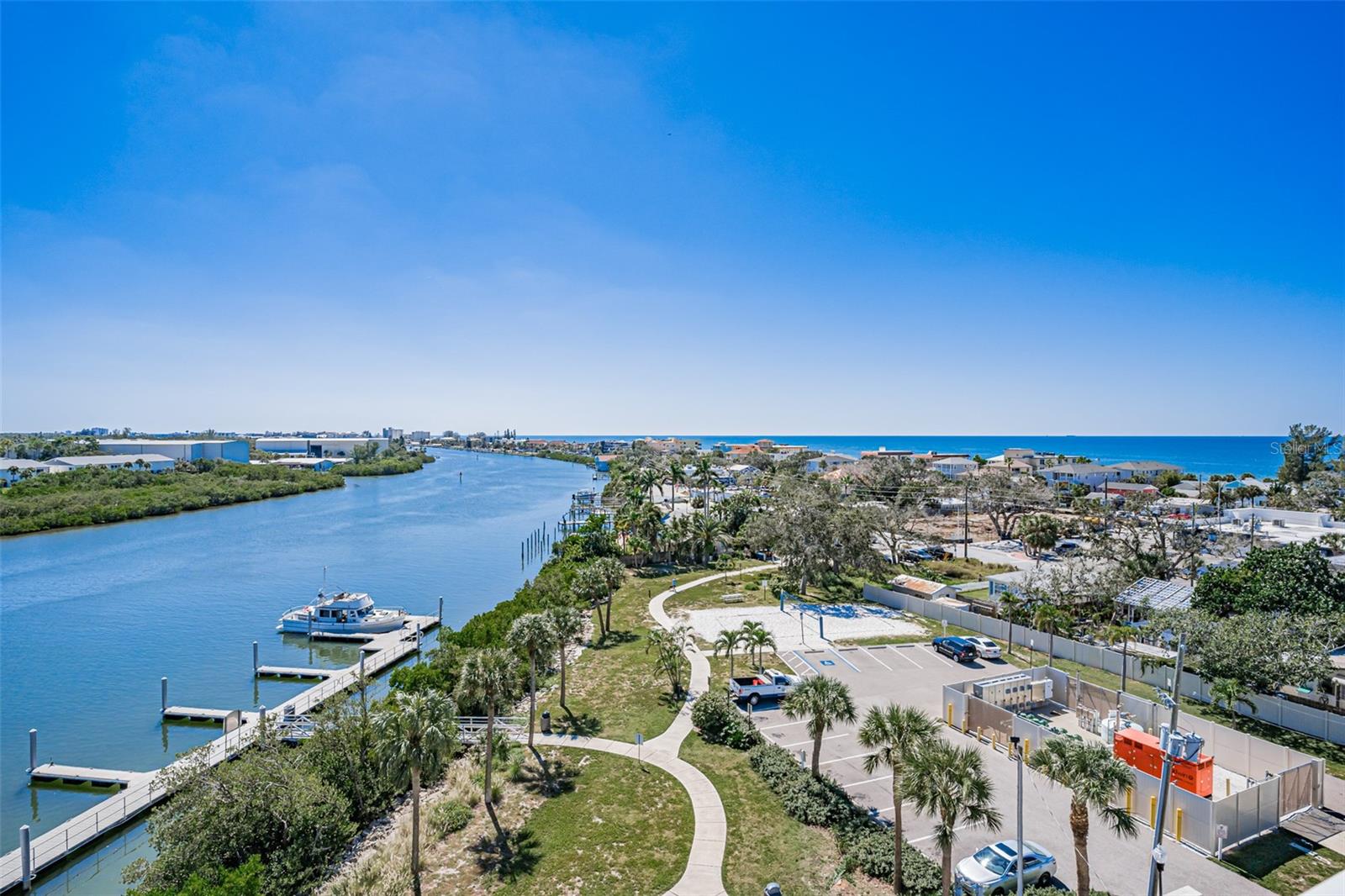 Image 44 of 51 For 399 2nd Street 215