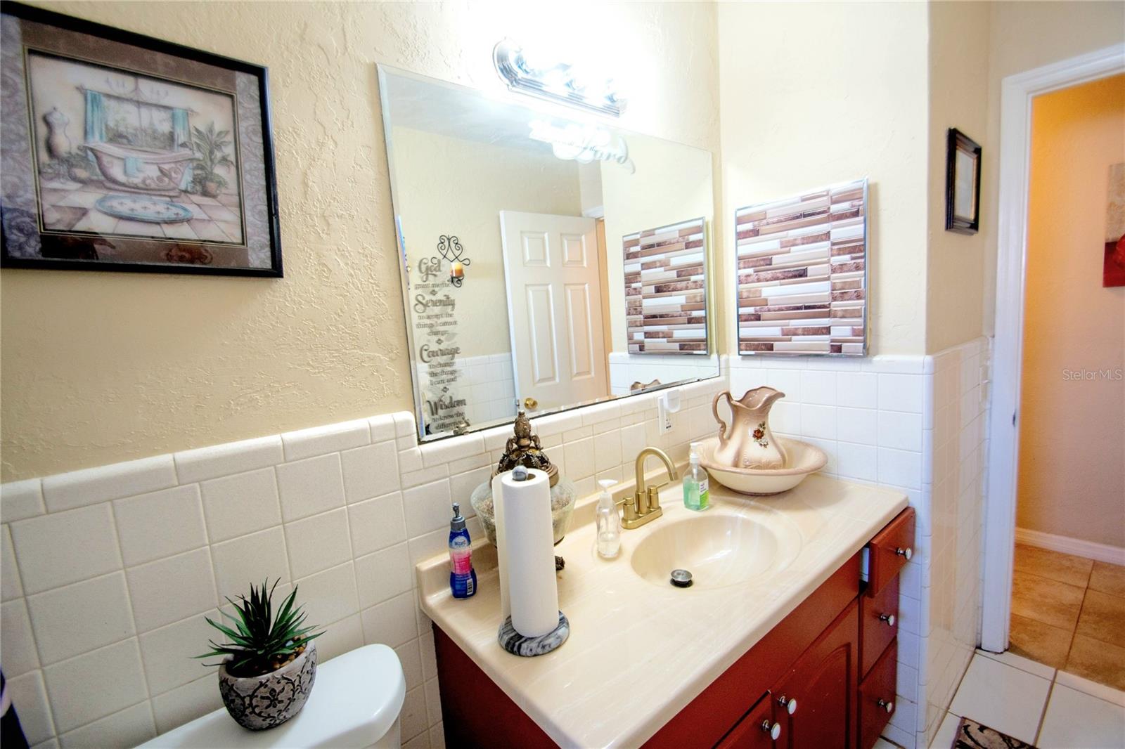 Image 49 of 96 For 701 58th Avenue S