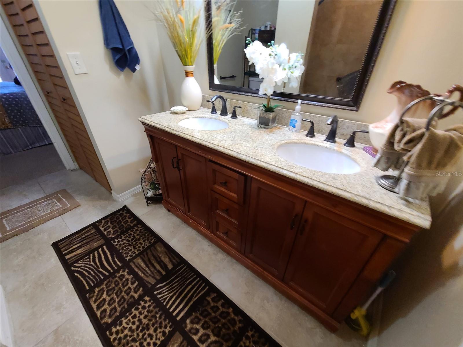 Image 72 of 96 For 701 58th Avenue S