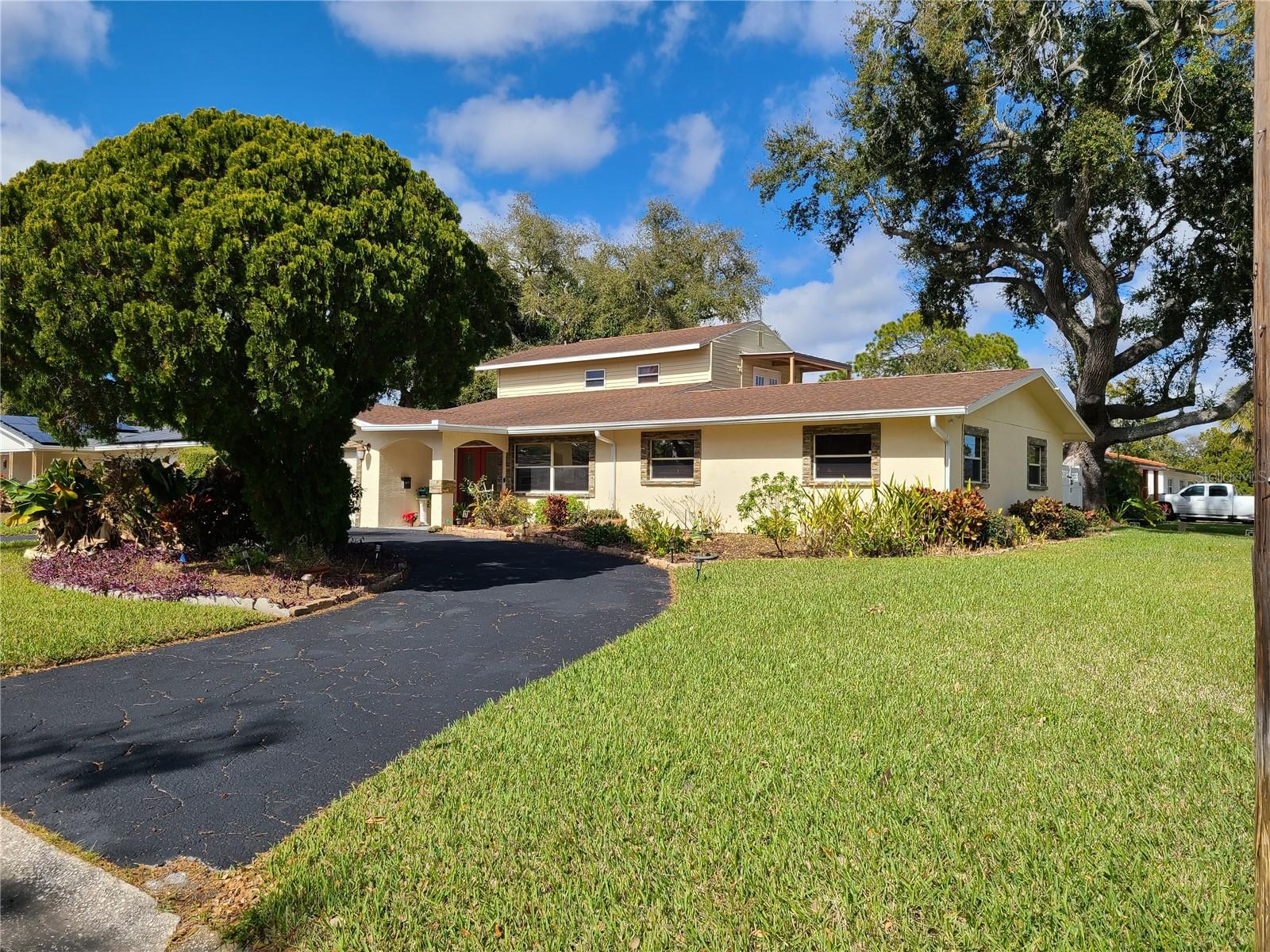 Image 8 of 96 For 701 58th Avenue S