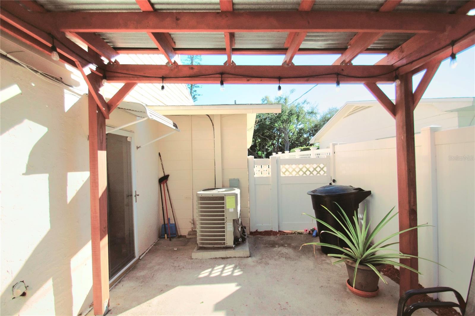 Image 93 of 96 For 701 58th Avenue S