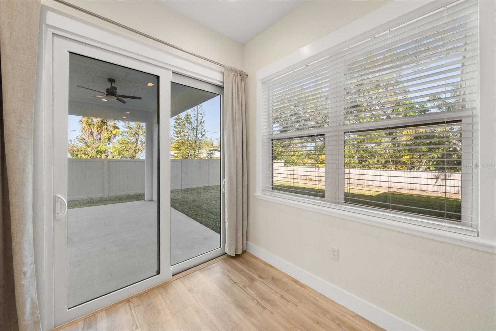 Image 10 of 58 For 14733 Sunset Drive