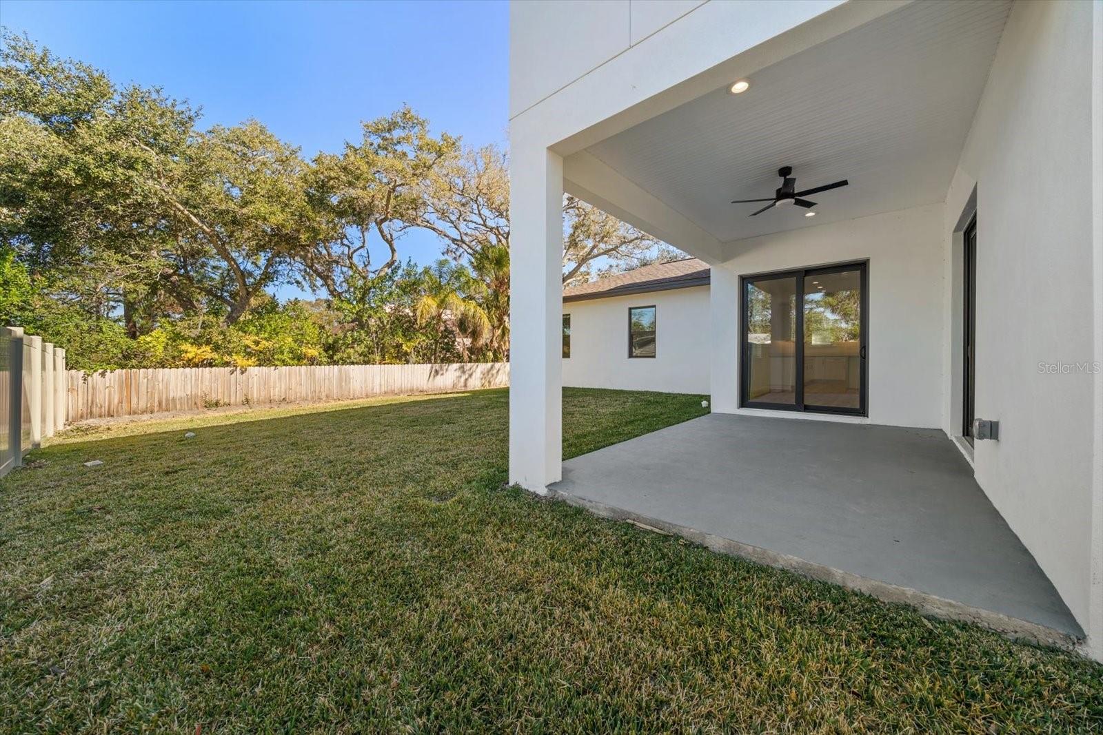 Image 21 of 58 For 14733 Sunset Drive