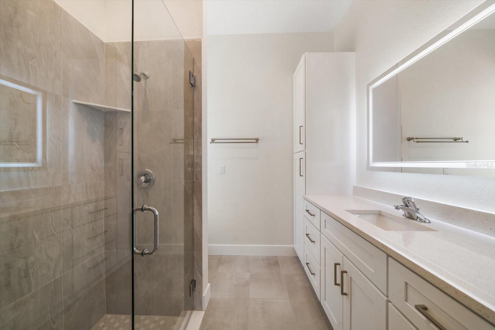 Image 29 of 58 For 14733 Sunset Drive