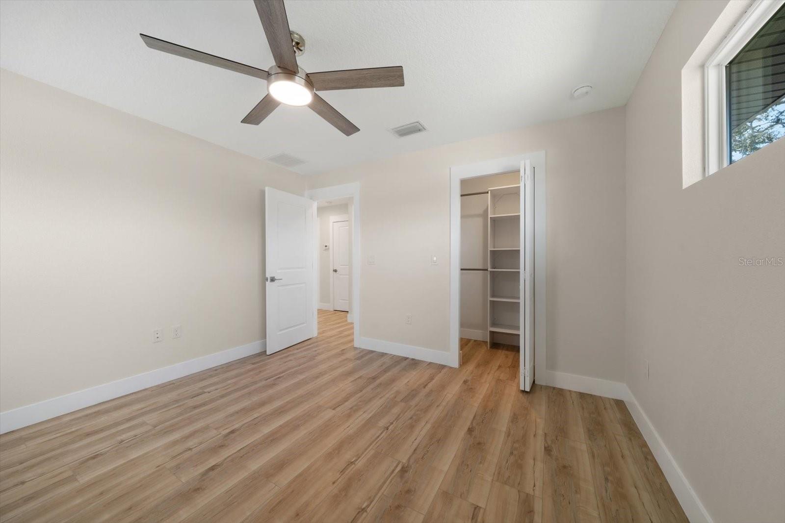 Image 35 of 58 For 14733 Sunset Drive