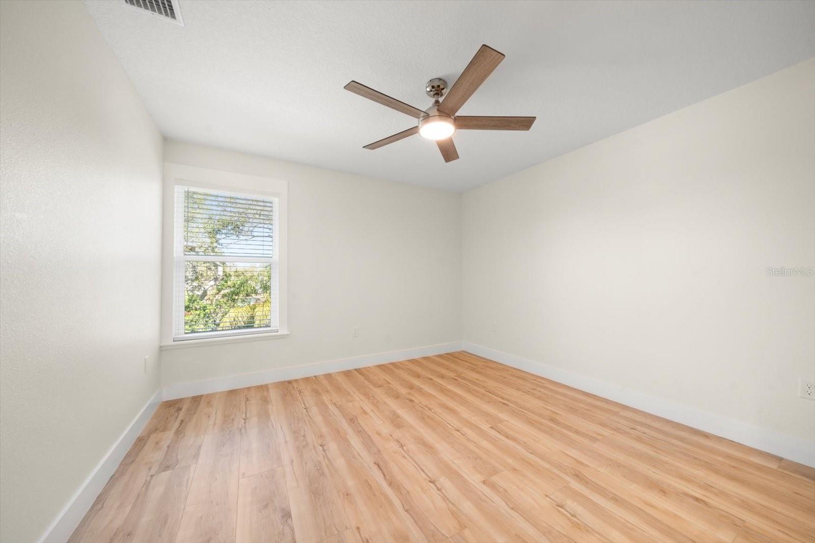 Image 40 of 58 For 14733 Sunset Drive