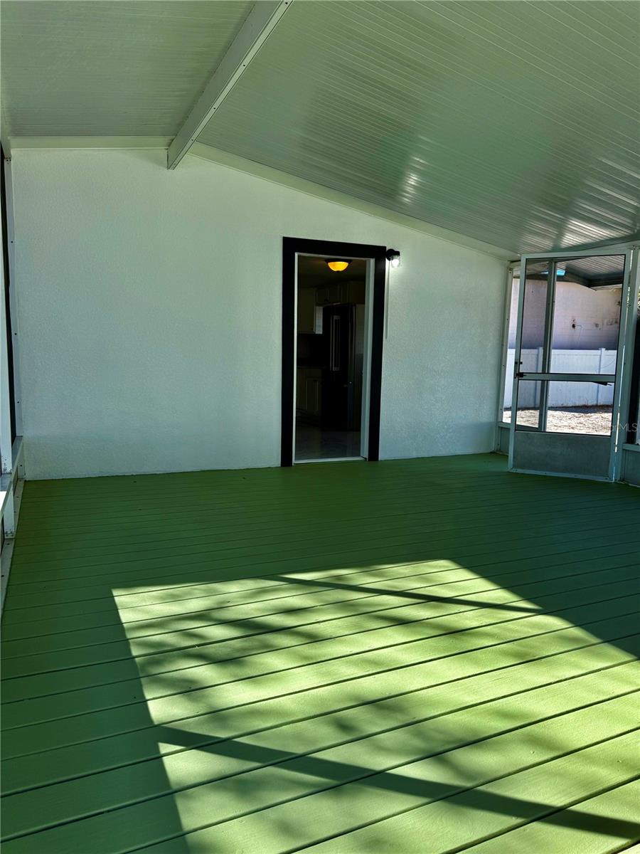 Image 11 of 11 For 2610 Eaton Avenue