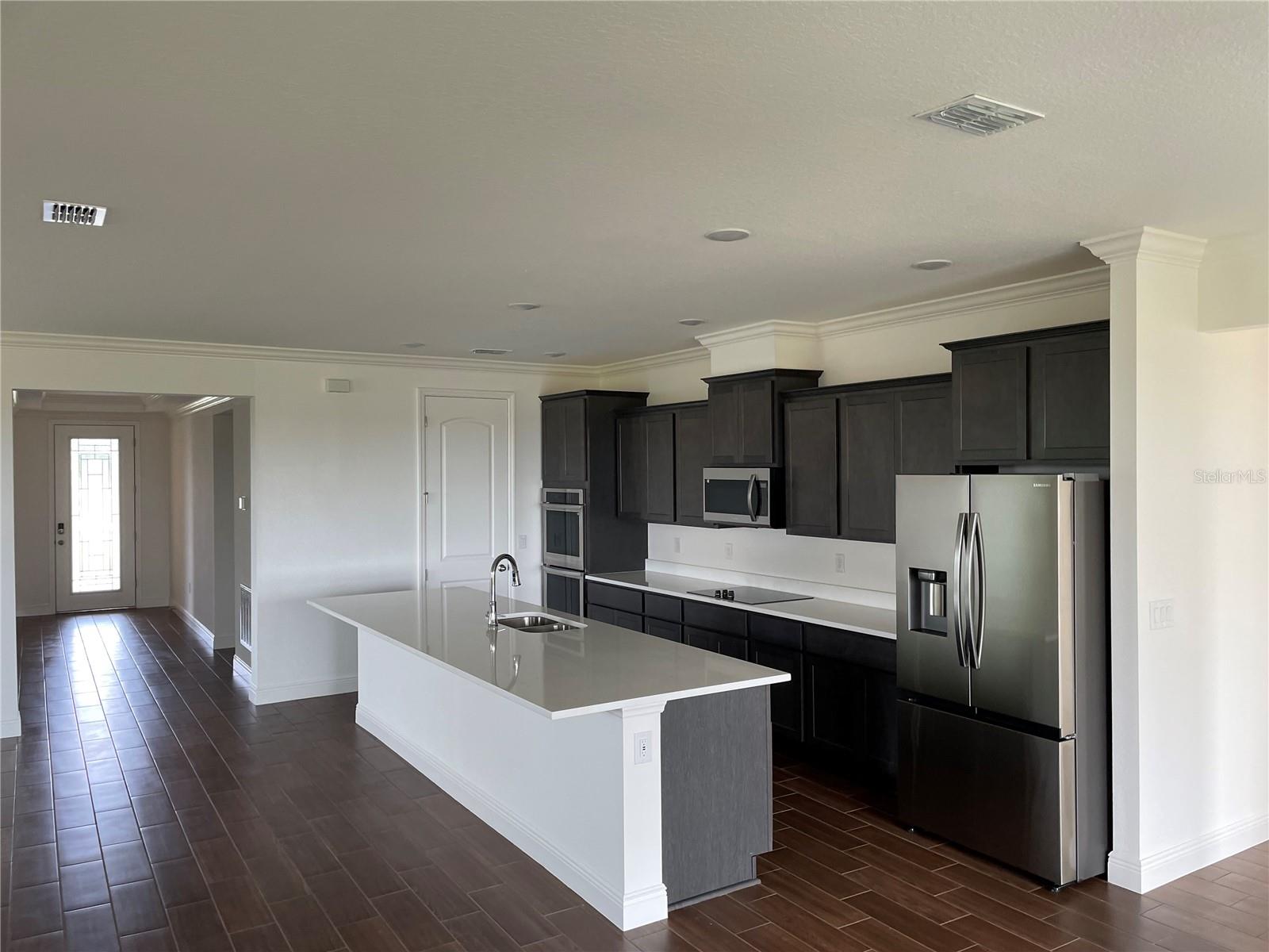 Image 10 of 25 For 10067 Dolphin Gull Circle