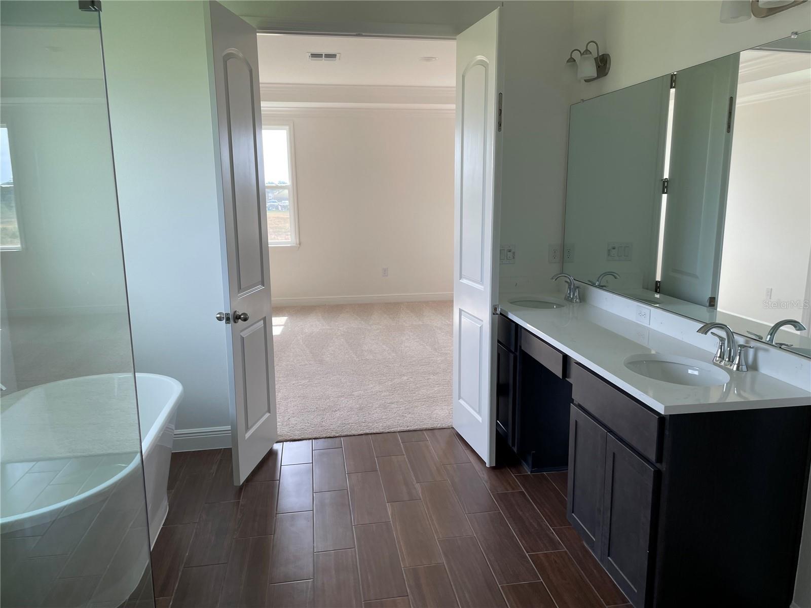 Image 18 of 25 For 10067 Dolphin Gull Circle