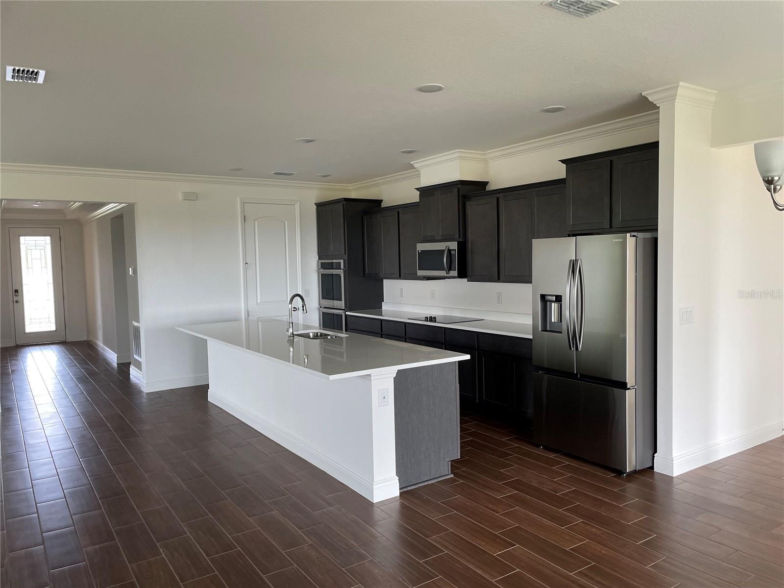 Image 9 of 25 For 10067 Dolphin Gull Circle