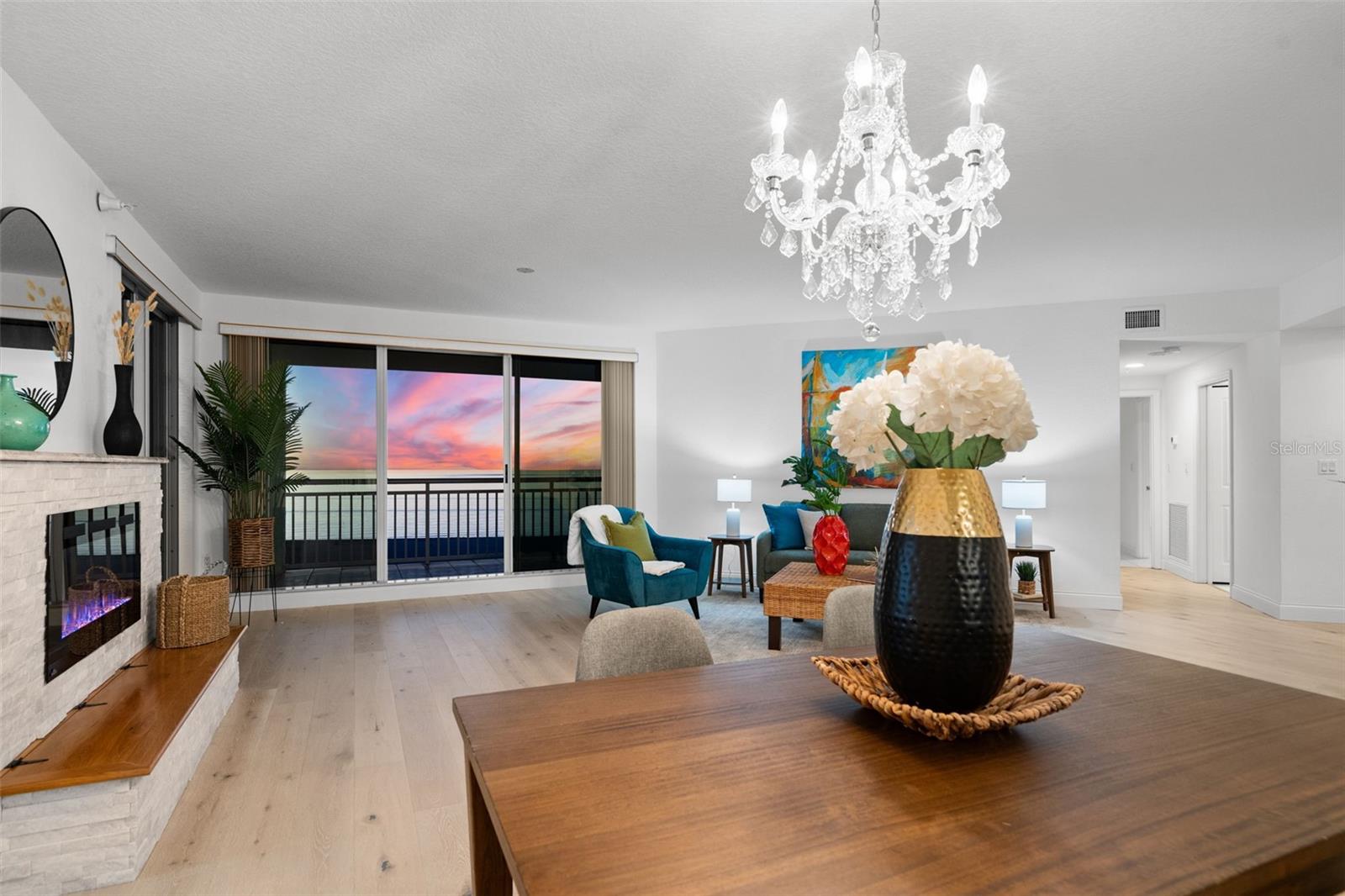 Listing photo id 17 for 1170 Gulf Boulevard 1105