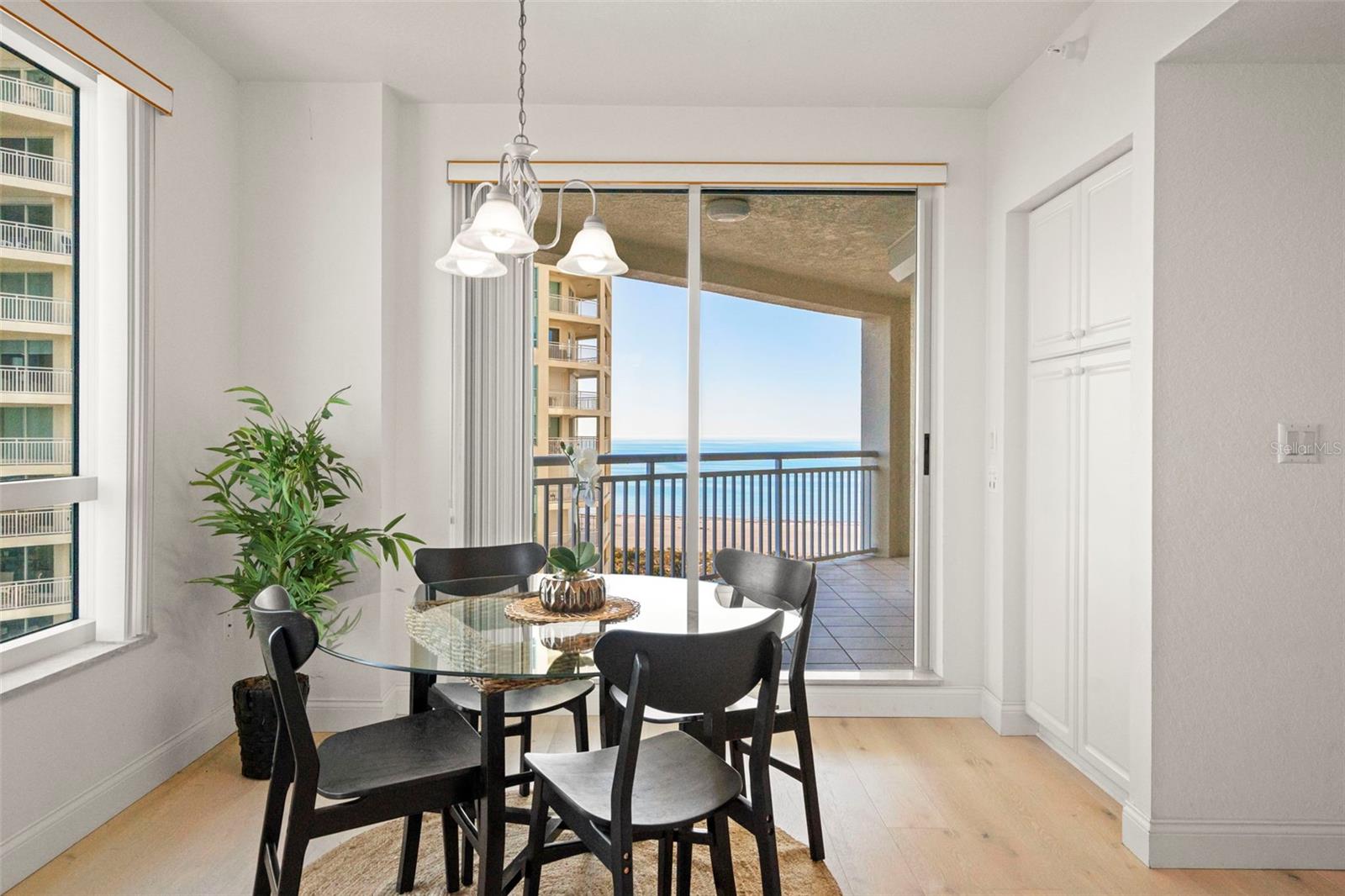 Listing photo id 26 for 1170 Gulf Boulevard 1105