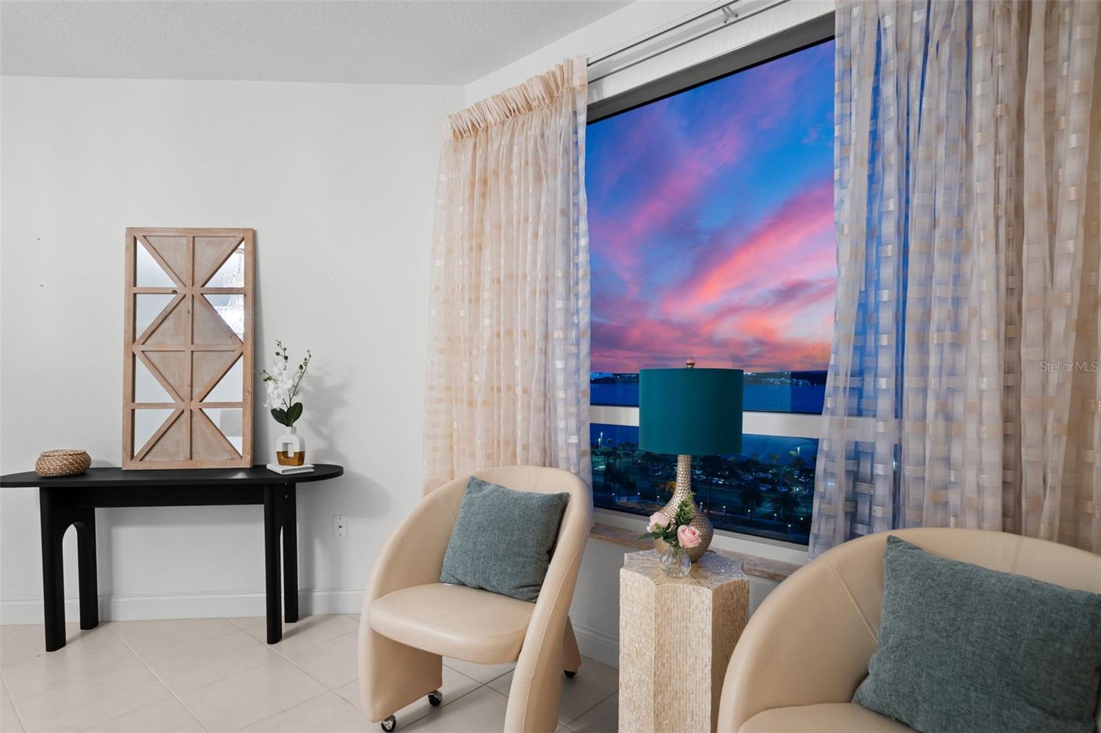 Listing photo id 34 for 1170 Gulf Boulevard 1105