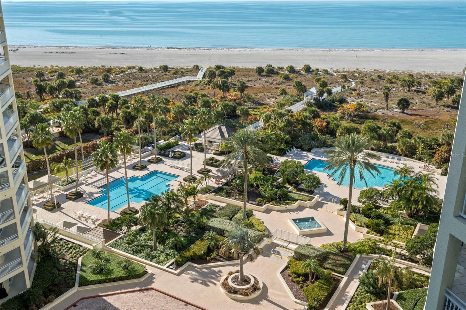 Listing photo id 54 for 1170 Gulf Boulevard 1105