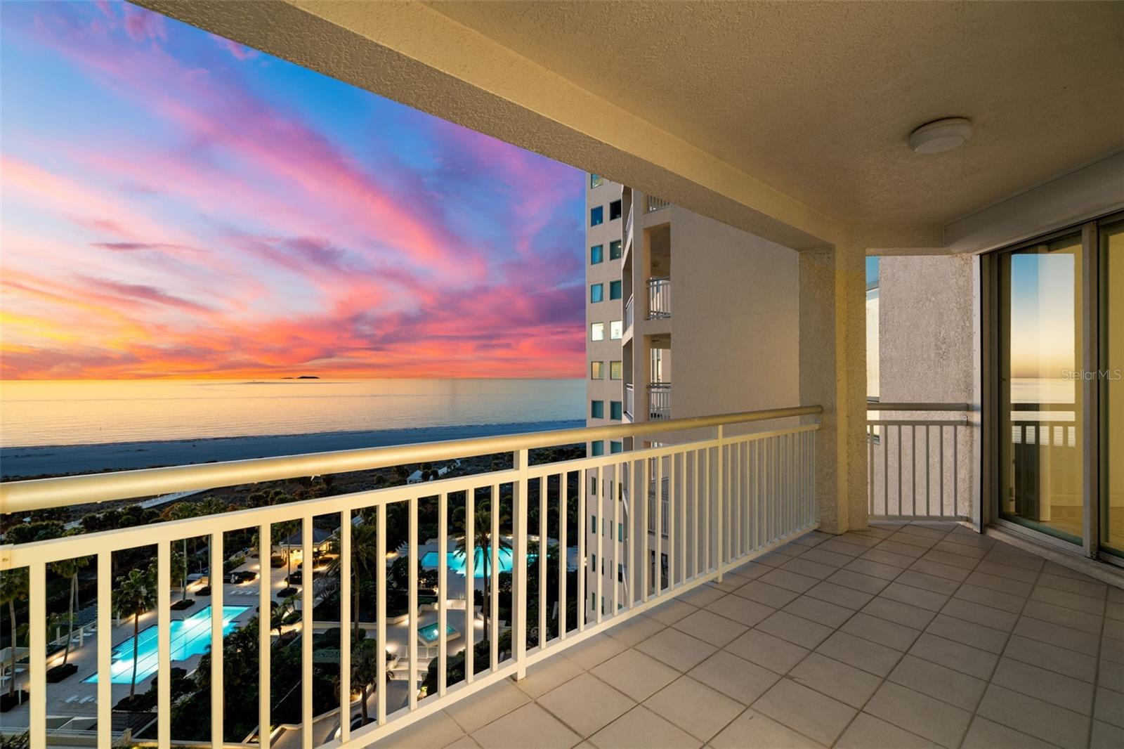 Listing photo id 57 for 1170 Gulf Boulevard 1105
