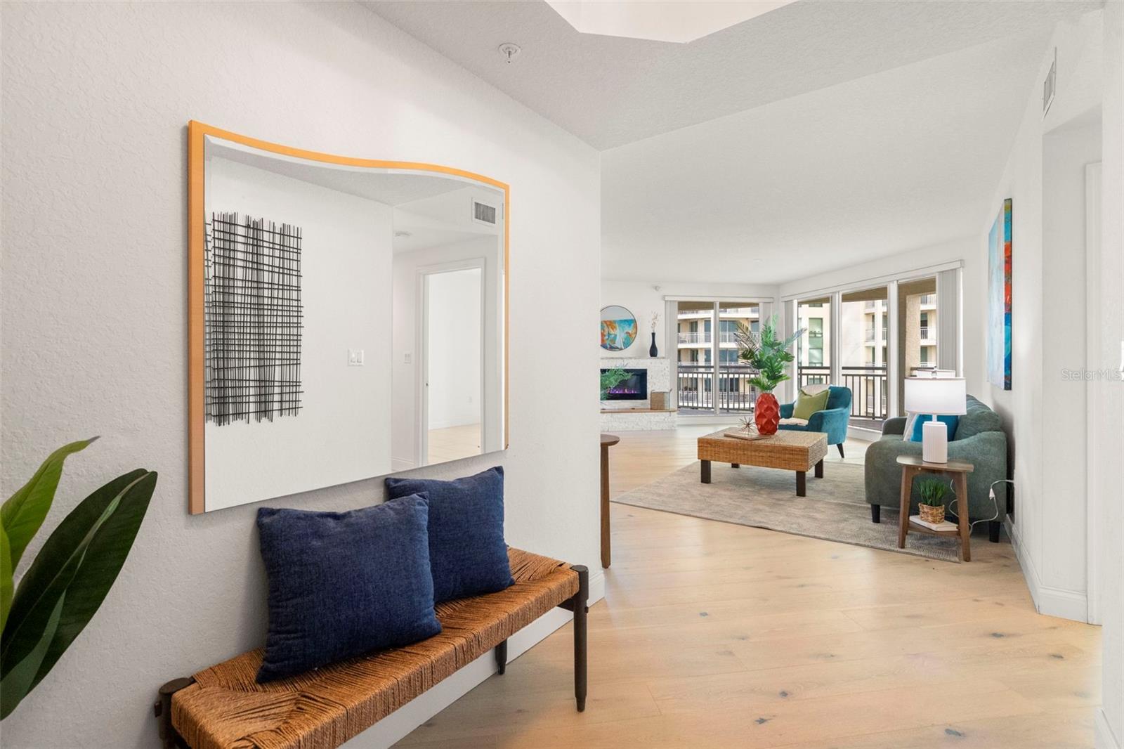 Listing photo id 6 for 1170 Gulf Boulevard 1105