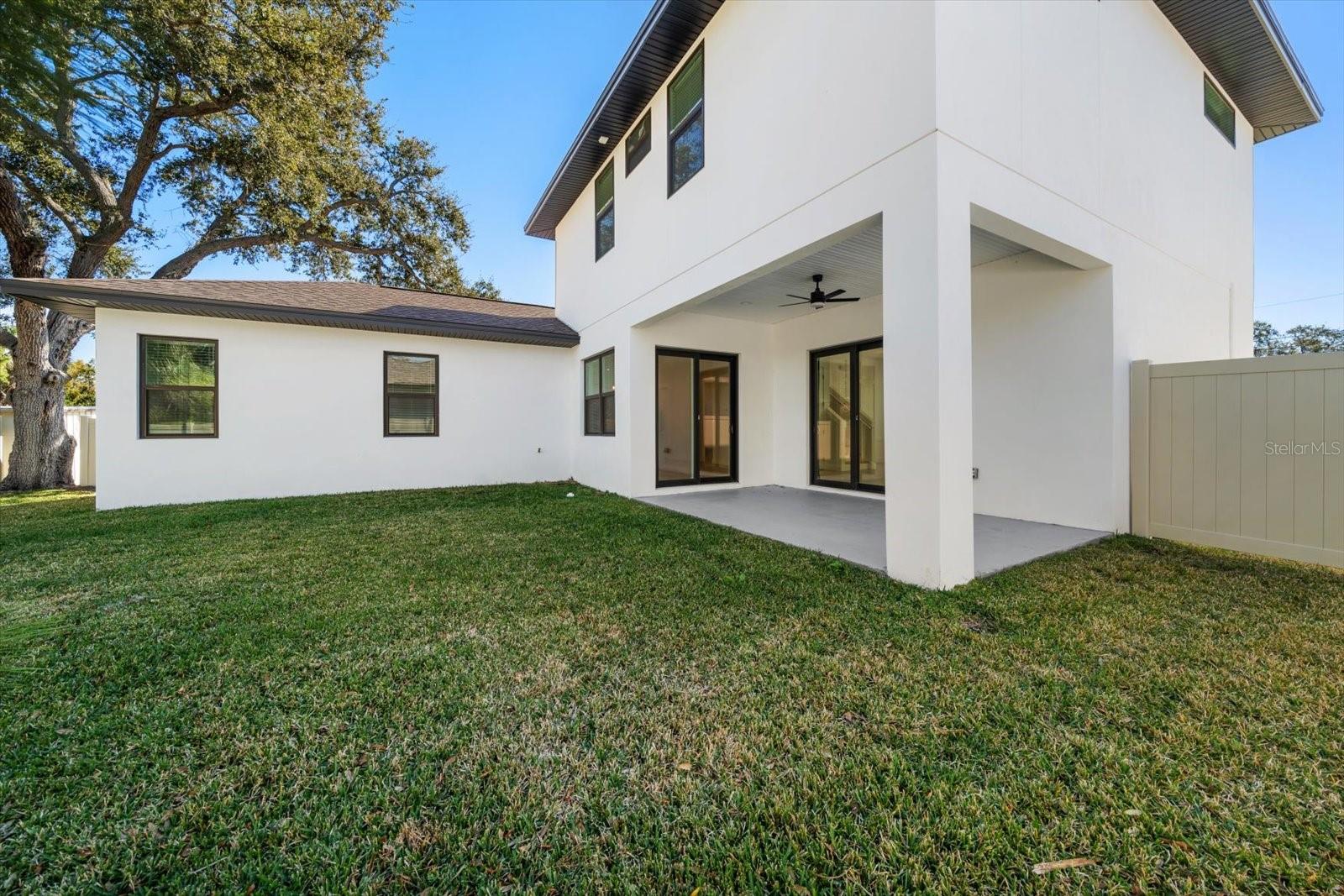 Image 24 of 65 For 14723 Sunset Drive