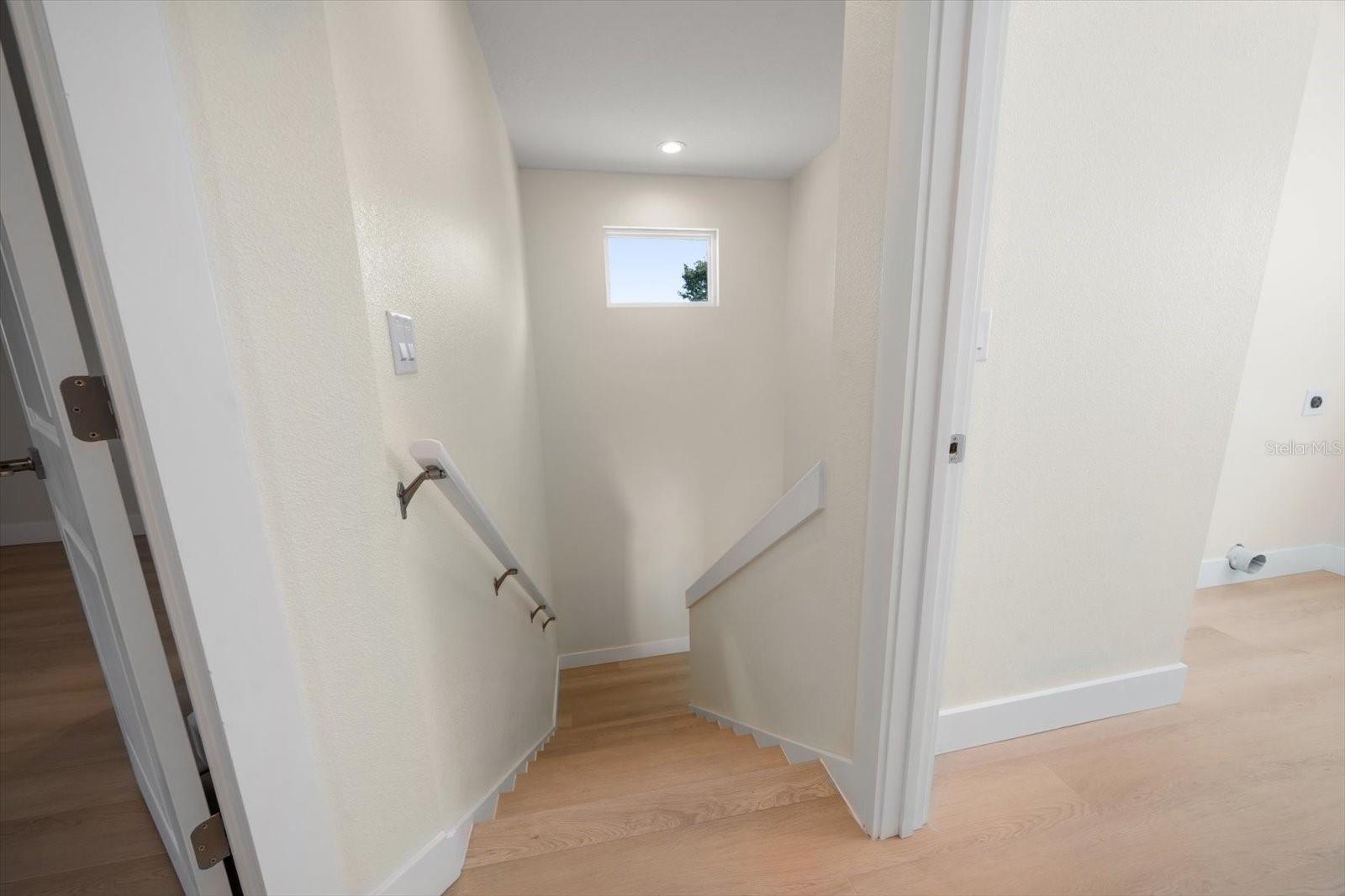 Image 33 of 65 For 14723 Sunset Drive