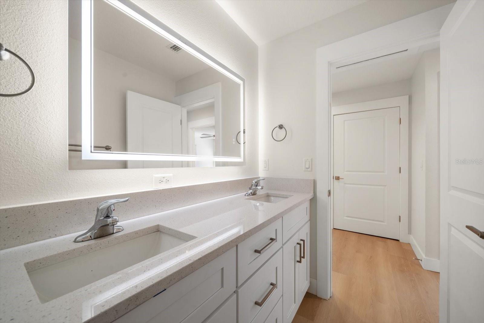 Image 38 of 65 For 14723 Sunset Drive