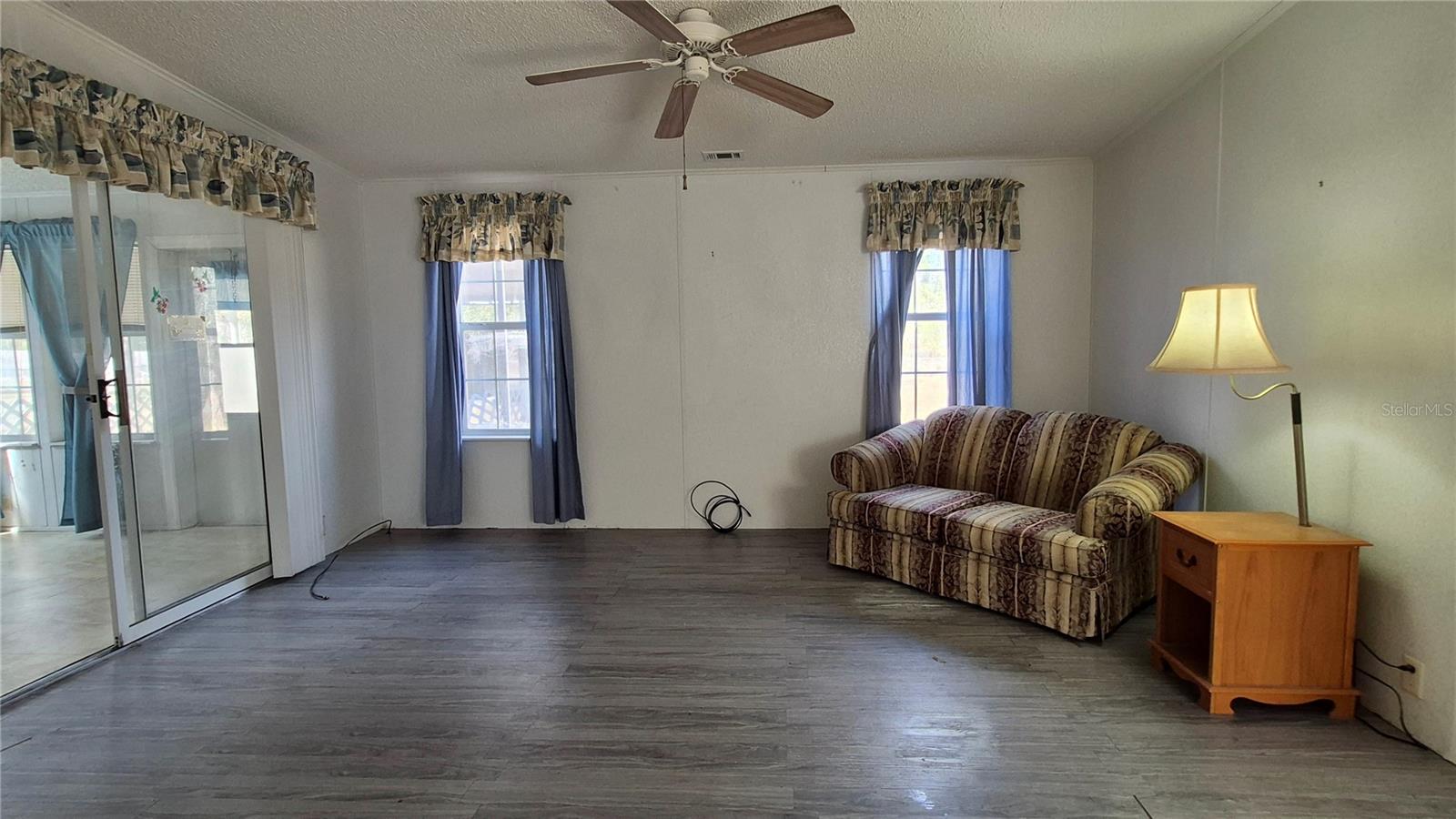 Image 13 of 23 For 6306 Baylor Avenue