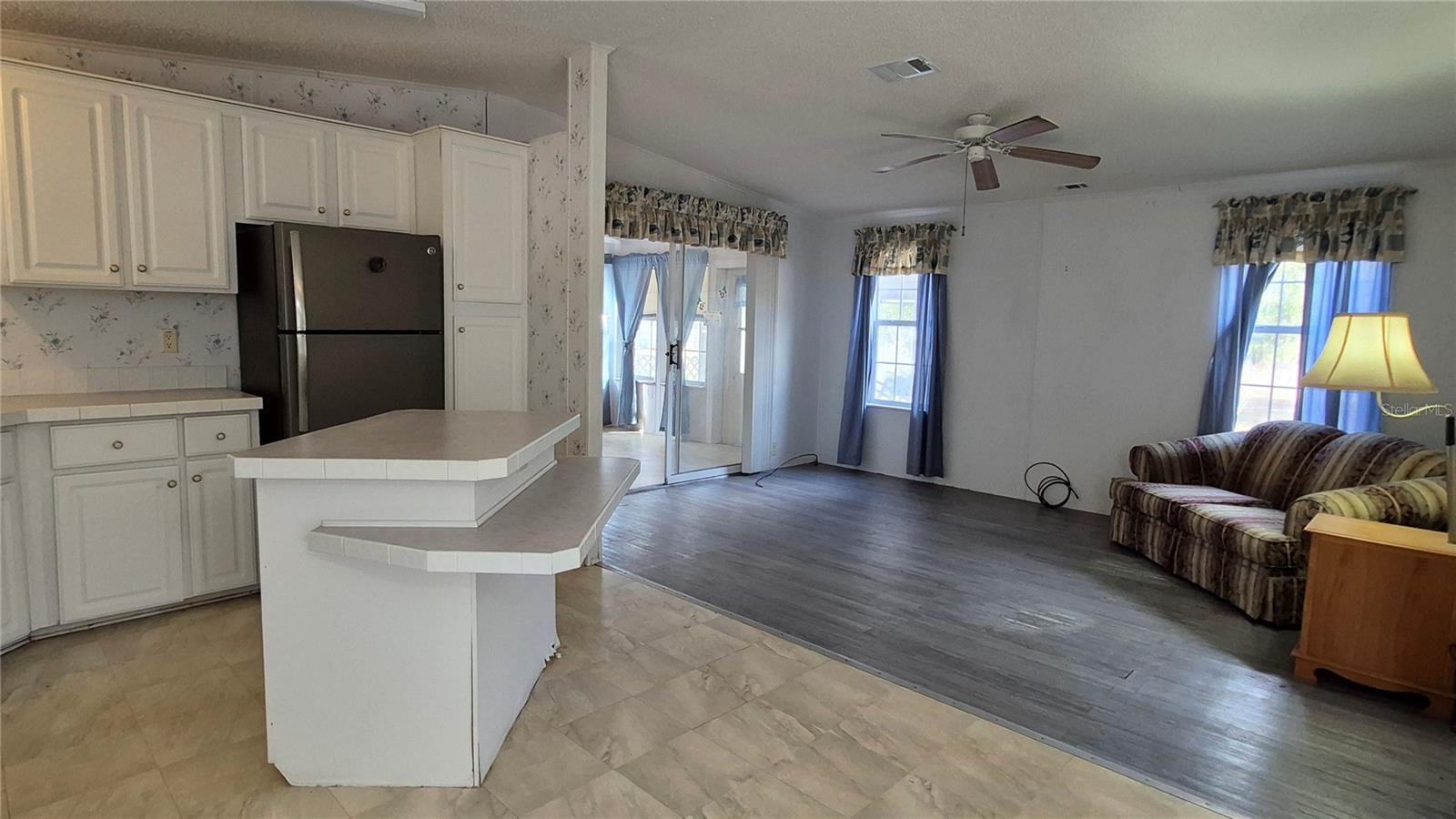 Image 5 of 23 For 6306 Baylor Avenue