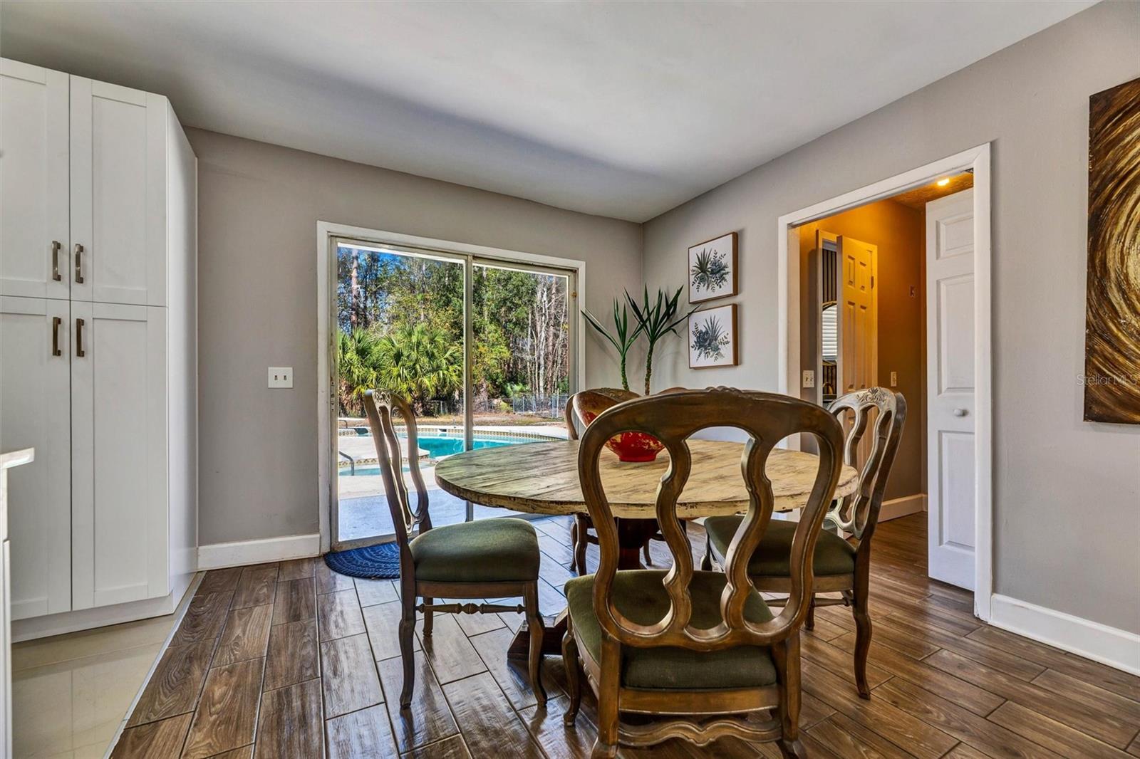 Image 17 of 41 For 7569 Park City Drive